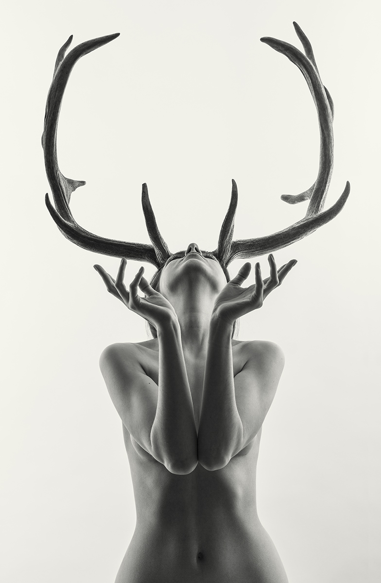 BLUE8854-nude-girl-with-antlers-1